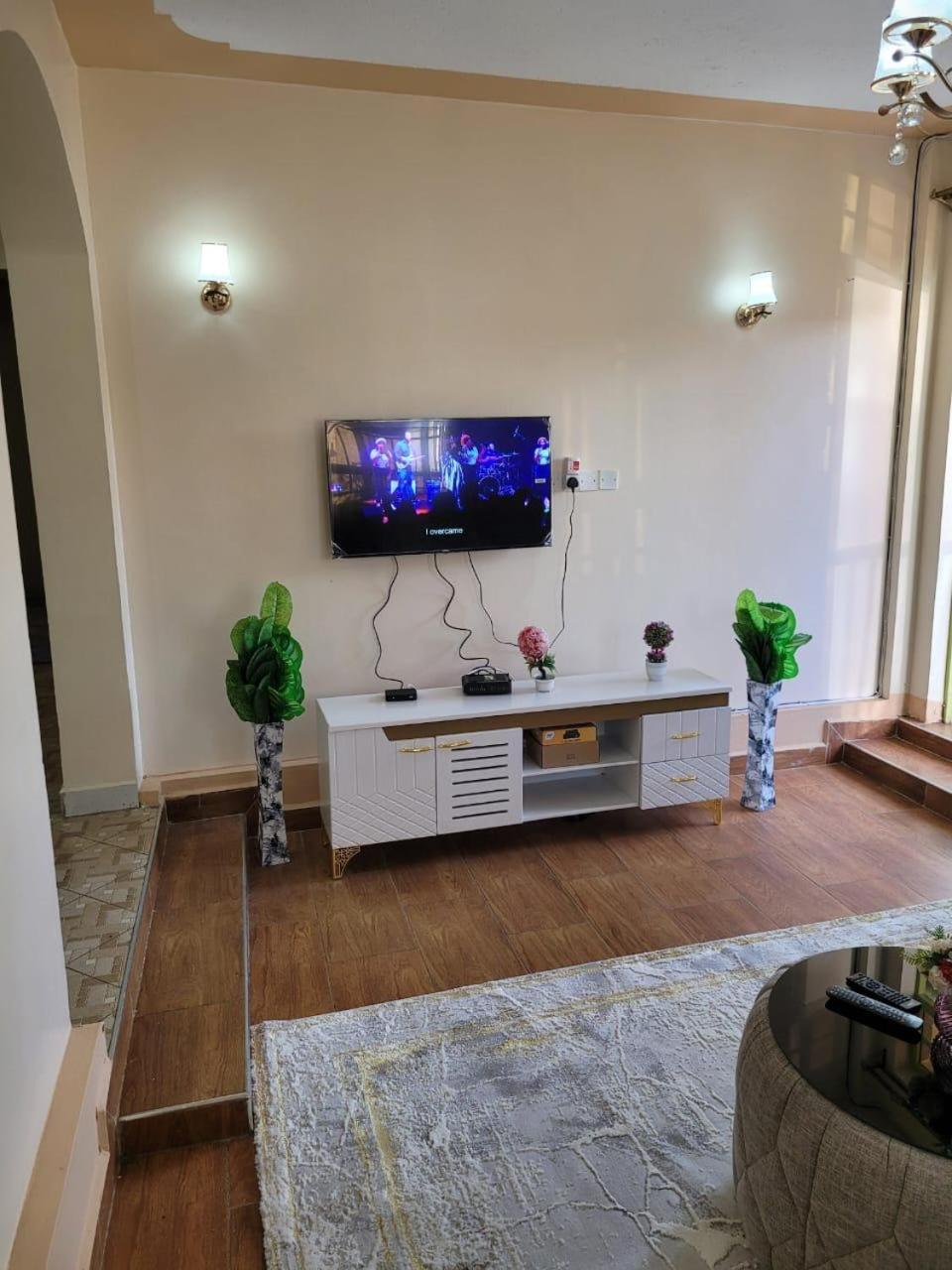 Gloria House *